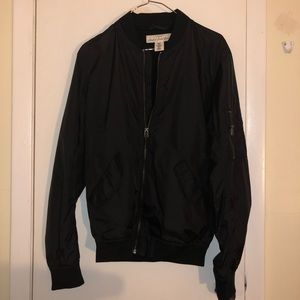 Light bomber jacket